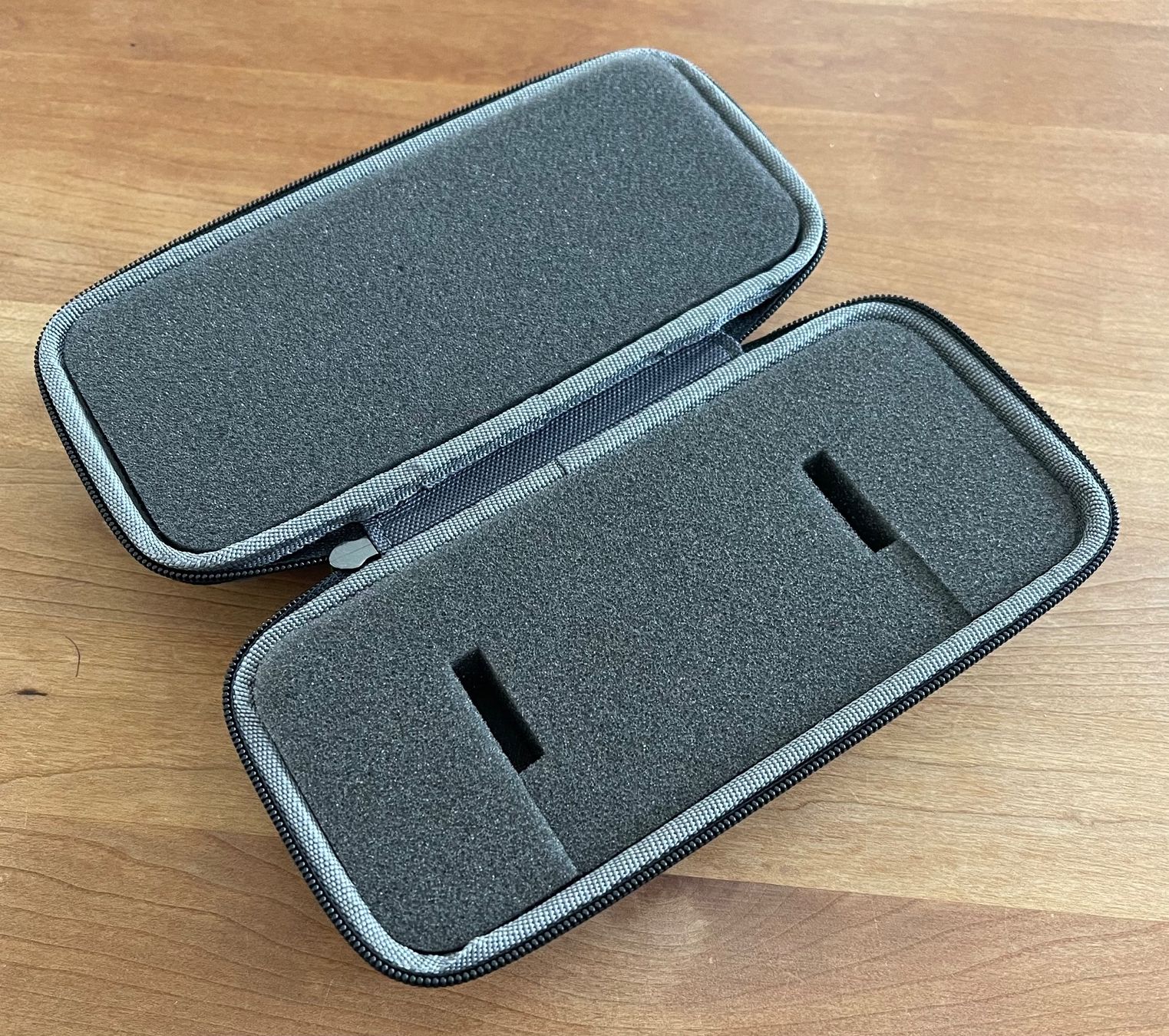 Scatole porta orologi: Original TAG Heuer Uhren Servicebox NEU – Nuovo e nell'imballaggio originale da Embrach venduto da Canderau 2