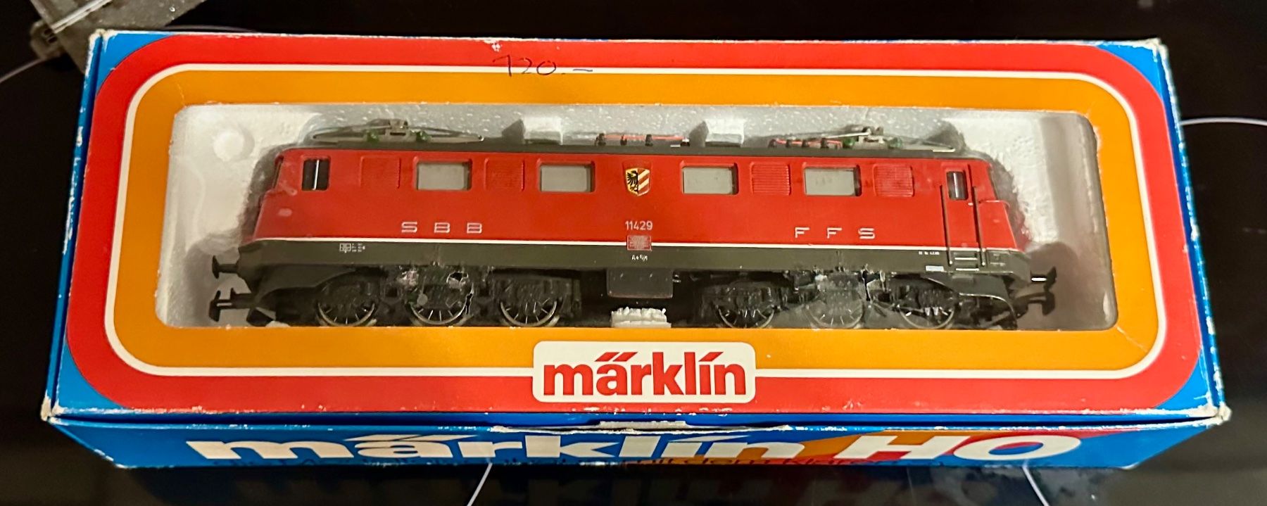 Märklin Modelleisenbahnen: Märklin SBB AE 6/6 Genf Analog – Gebraucht aus Oftringen von ib.85