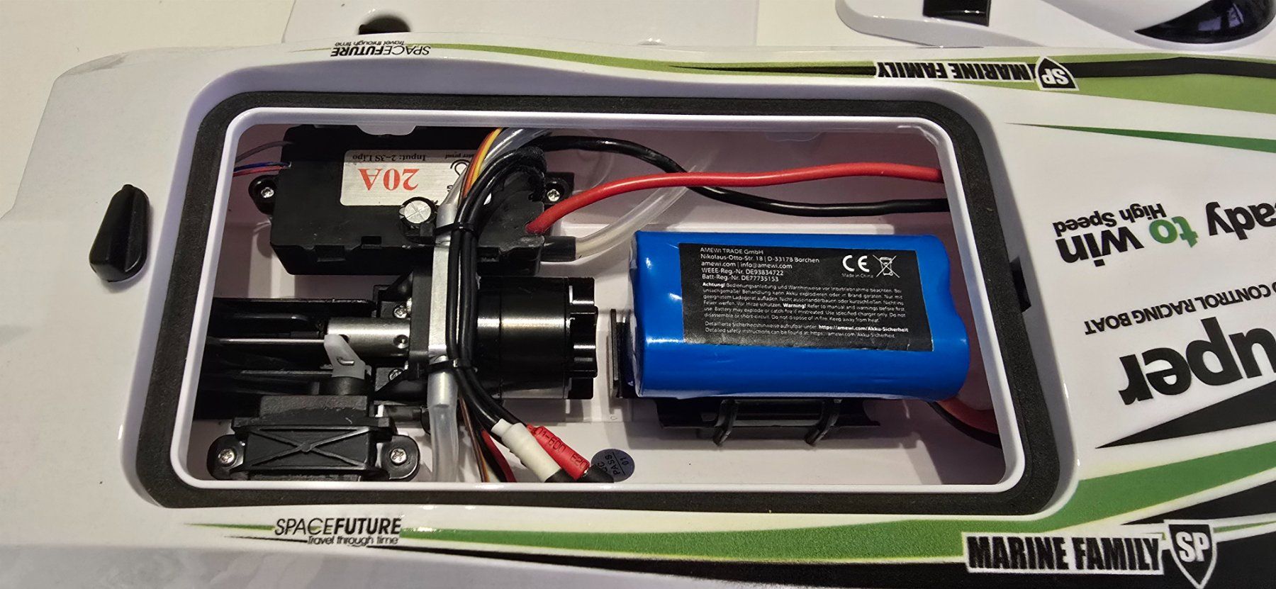 Amewi Modellismo RC: Katamaran Jetboot Green Arrow Brushless 400 mm RTR – Nuovo (secondo la descrizione) da Herisau venduto da Diveyourdream 1