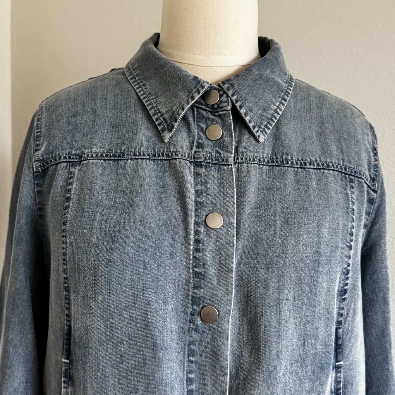 Giacche: Leichte Jeans Jacke – Usato da Mörschwil venduto da Mirka019 1