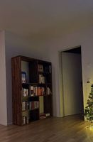 Livique - Hochwertiges Bücherregal aus Akazienholz