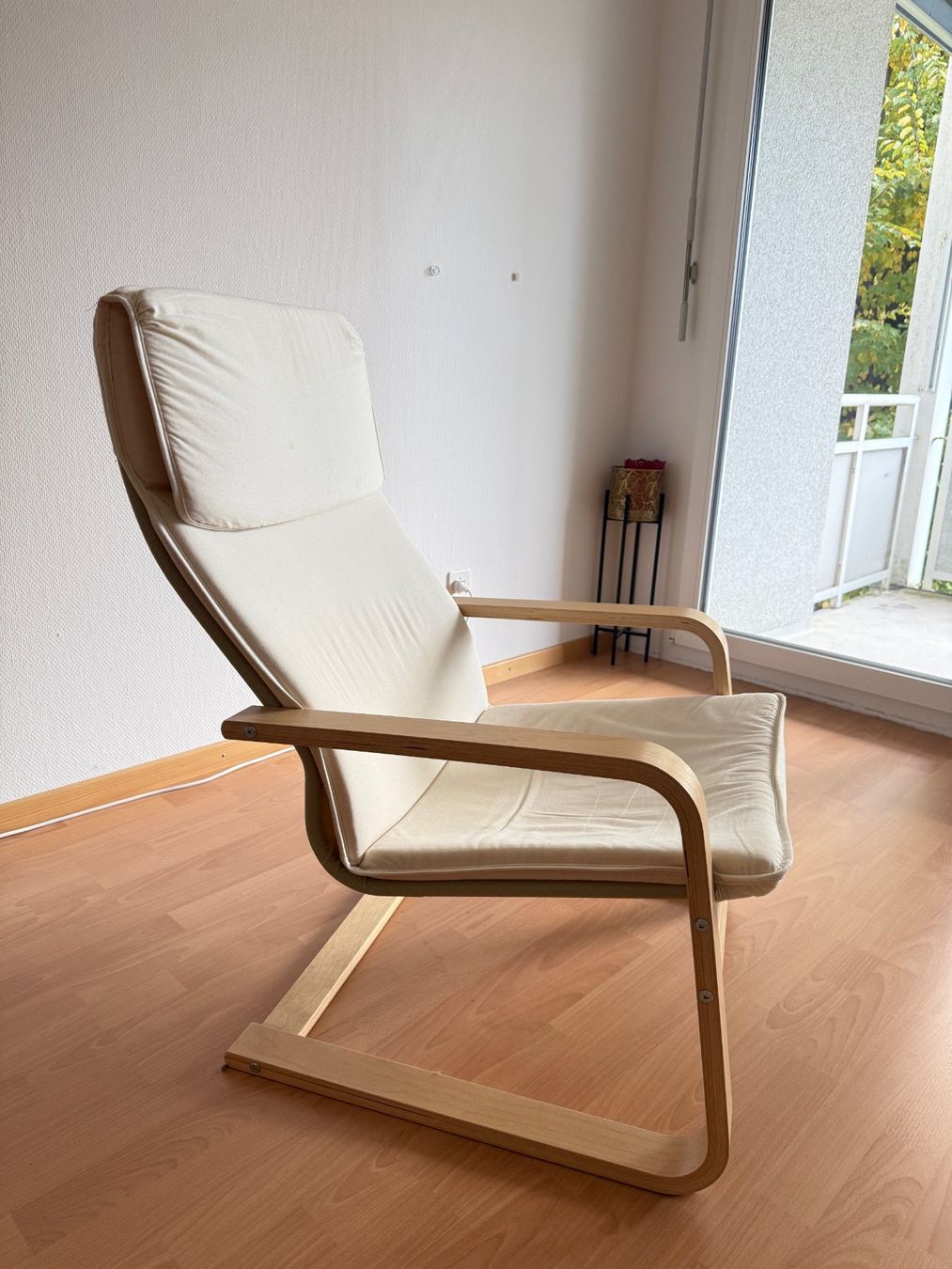 Ikea Poltrone: Sessel mit abnehmbarem und waschbarem Bezug – Usato da Herisau venduto da ForgePulse 2