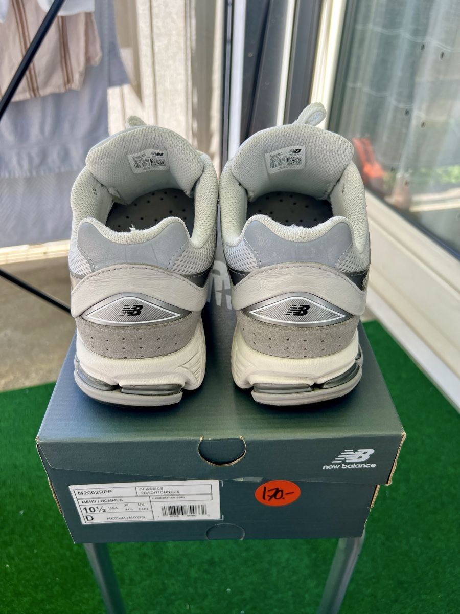 New Balance Scarpe da uomo: New Balance 2002R – Usato da Lausanne venduto da luciano_RIC1 5