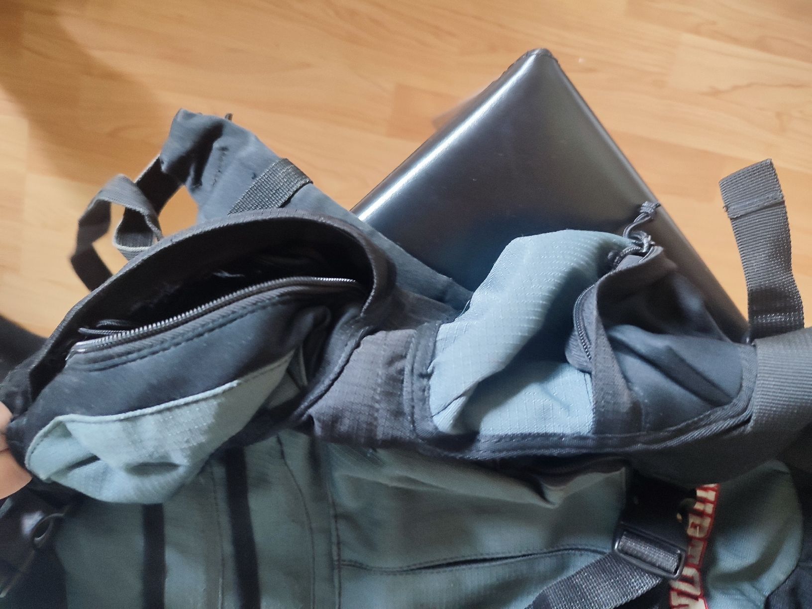 Burton Zaini: Burton Rucksack gross – Usato da Bäretswil venduto da Gartenzwergin 4