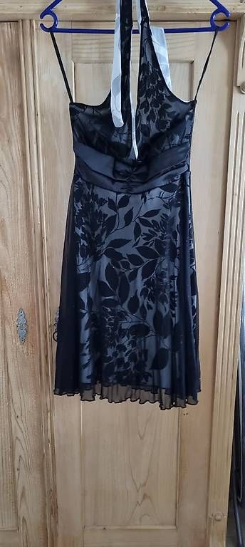 Vestiti: Kleid gr 32/34 – Usato da St. Gallen venduto da dan_w62f