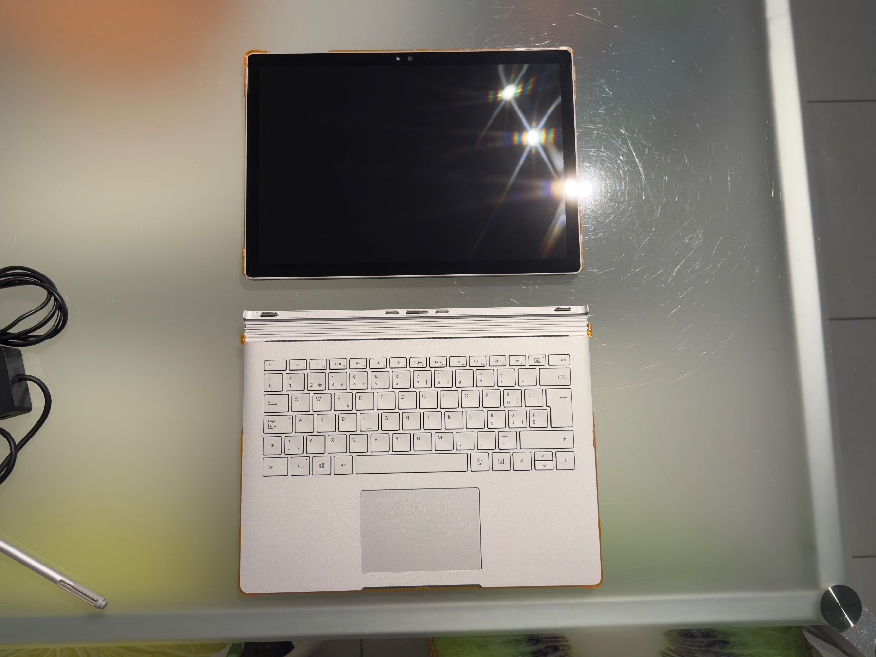 Microsoft Portables: **Microsoft Surface Book, i7, 8GB, 256GB, NVIDIA + Dock** – D'occasion à Cadenazzo par nick995 6