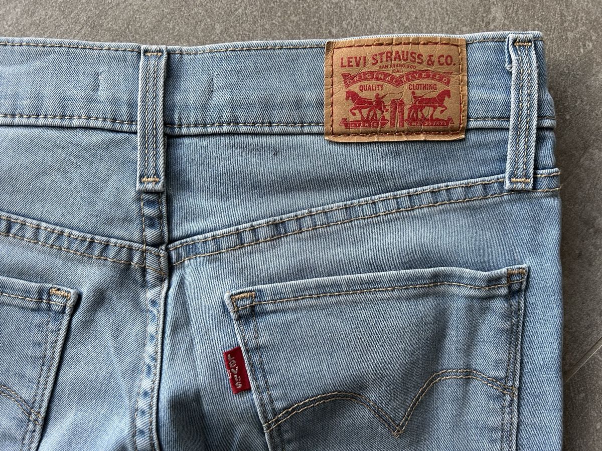 Levi's Jeans: Tolle LEVI's / LEVI STRAUSS JEANS – Gebraucht aus Nidfurn von cejeisda 8