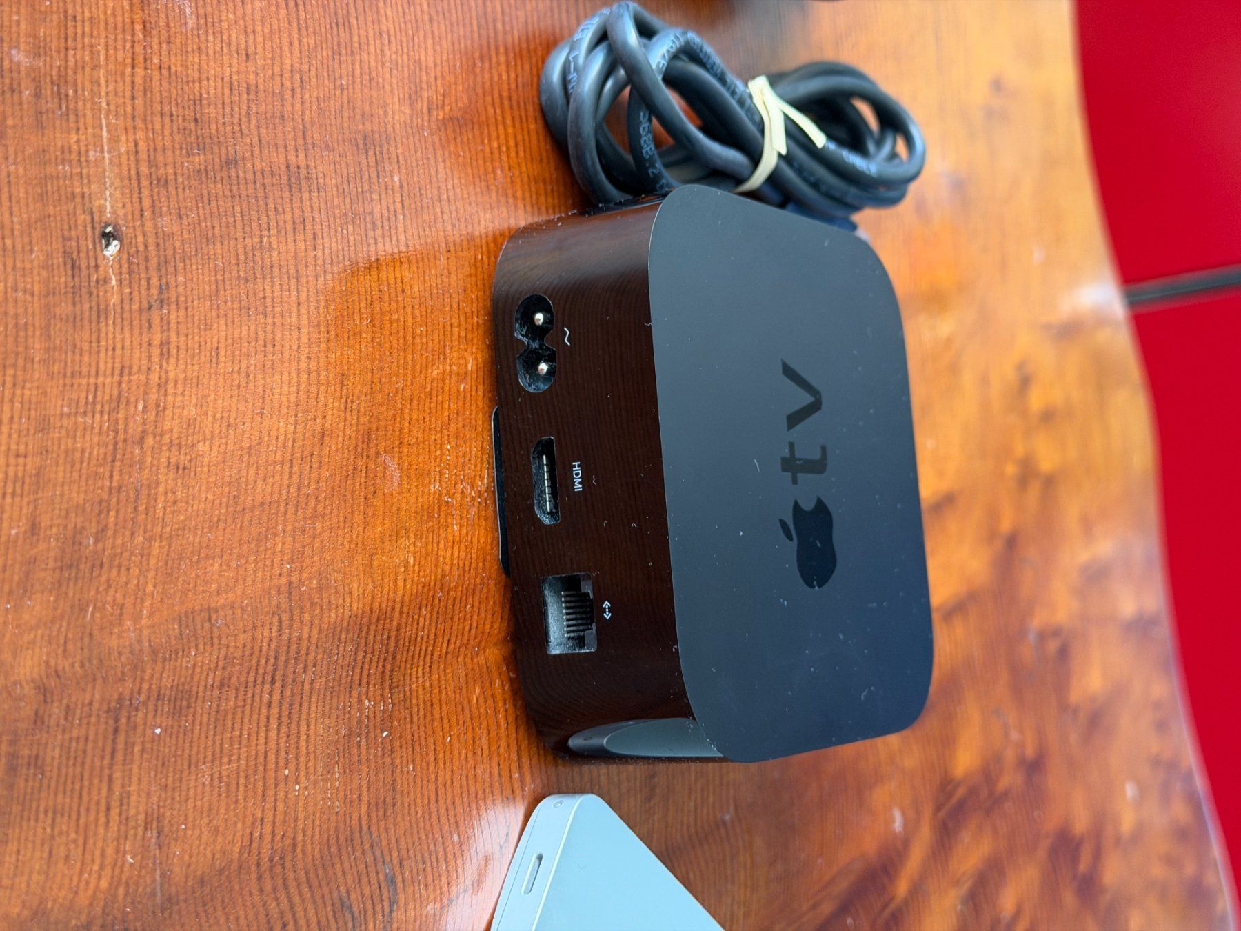 Apple Sistemi audio & multimediali: Apple TV 4K (2e génération) – Usato da Bulle venduto da Kapelletti 5
