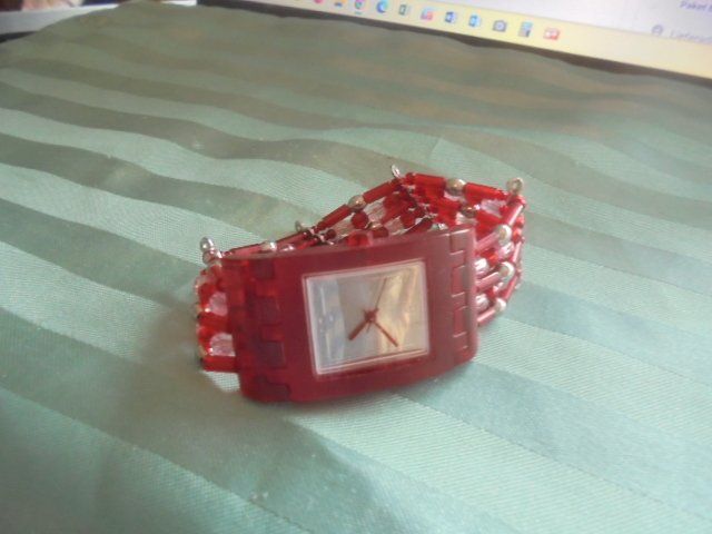Swatch Orologi: SWATCH SQUARE AMOR DE FUEGO – Usato da Hinwil venduto da Glasperlen 5