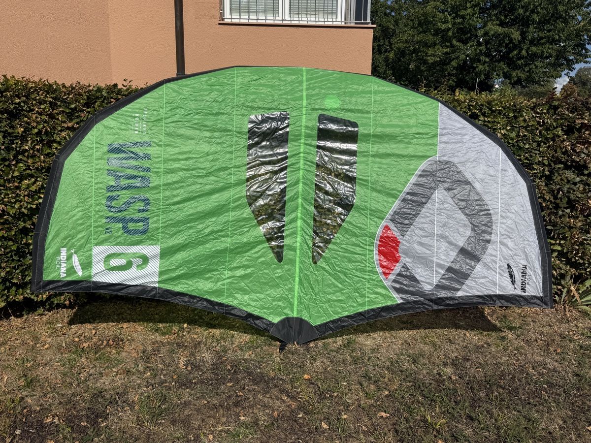 Ozone Surf: Wing Ozone Wasp 6m – Usato da Zumikon venduto da Tostbrot