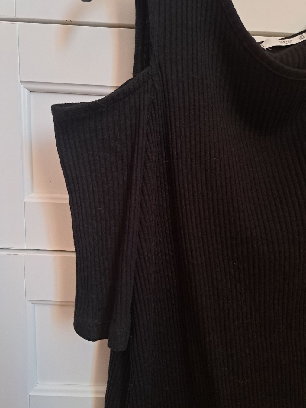 Mango Kleider: MANGO Kleid Grösse S mit Schulterausschnitt – Gebraucht aus Zürich von dph_r9t2 4