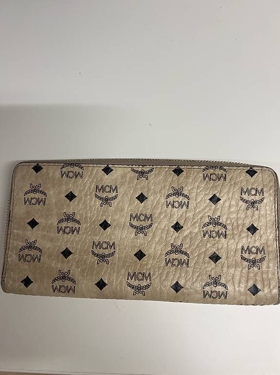Mcm Portamonete: MCM Portemonnaie – Usato da Oetwil am See venduto da leu_w8pb