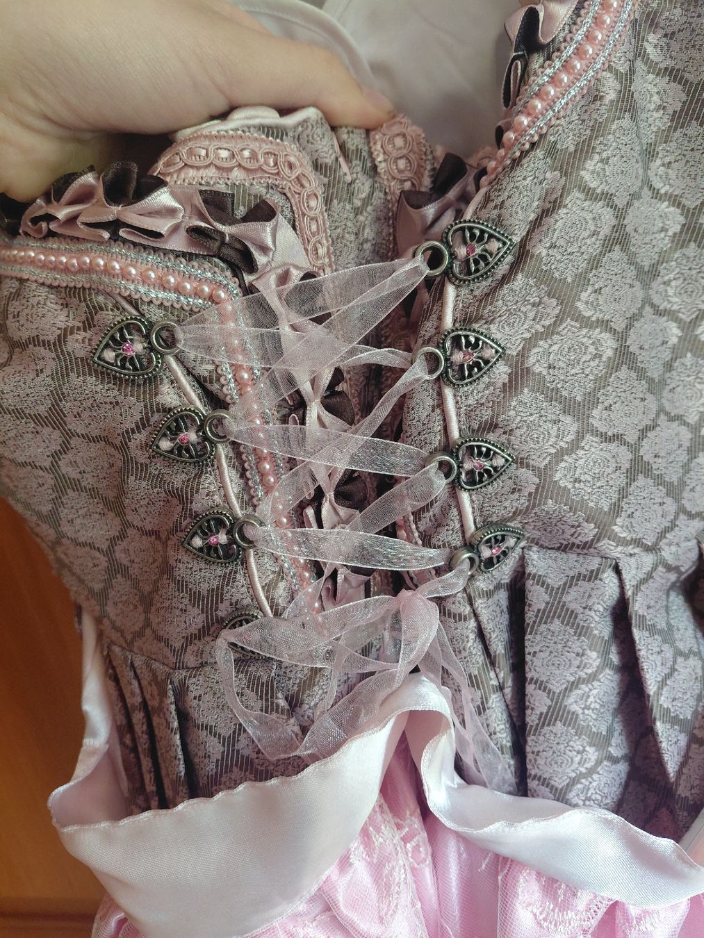 Vestiti: Alpentrach Dirndl- Top Zustand – Nuovo (secondo la descrizione) da Beinwil SO venduto da bol01 1