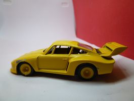 Porsche 935 Turbo - gelb - einfaches Modell von Solido  %%%%
