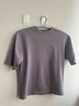 Uniqlo T-shirt Unisex Fit (S)
