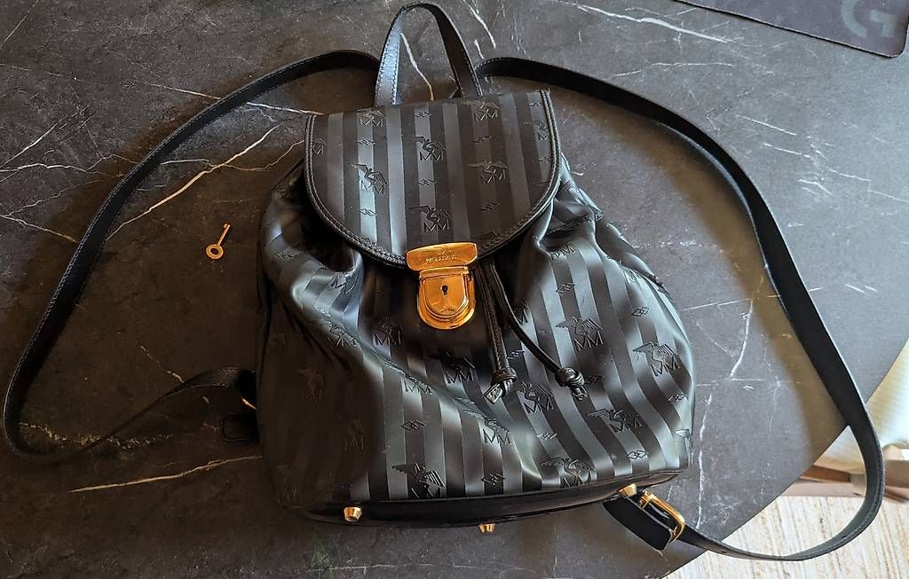 Sacs à dos: Maison Mollerus Rucksack klein – D'occasion à Rüeterswil par Ostara90