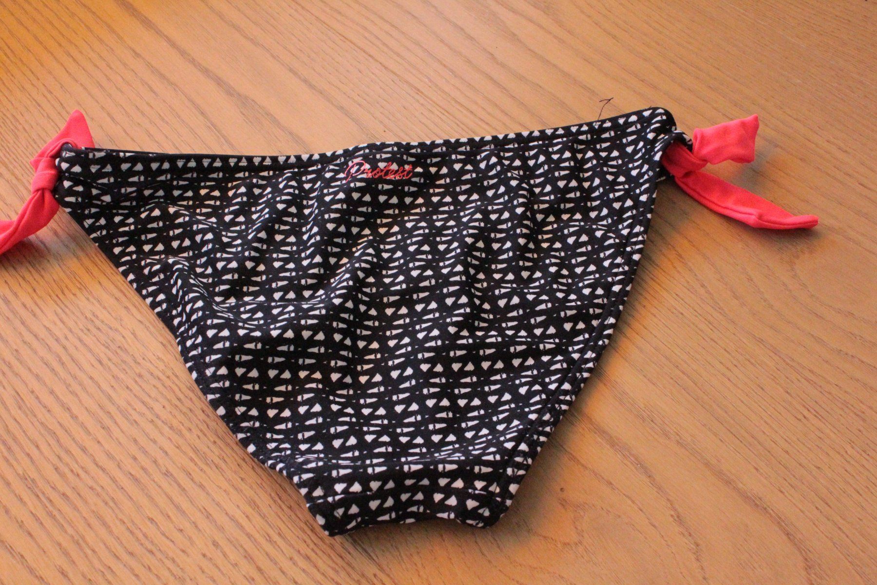 Abercrombie Costumi da bagno & Bikini: Maillot de bain Protest 152 – Usato da Delémont venduto da Petitlutin 6