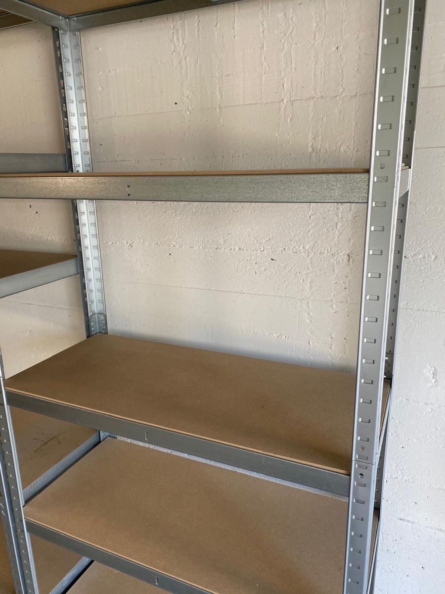 Scaffali: 3x Metallregal Schwerlast – Usato da Baar venduto da Aleksandar82