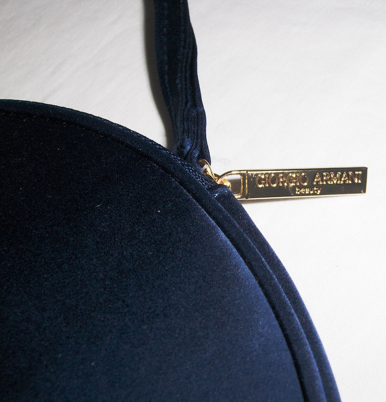 Custodie per cosmetici: Necessaire Giorgio Armani – Usato da Dübendorf venduto da alracfo 6