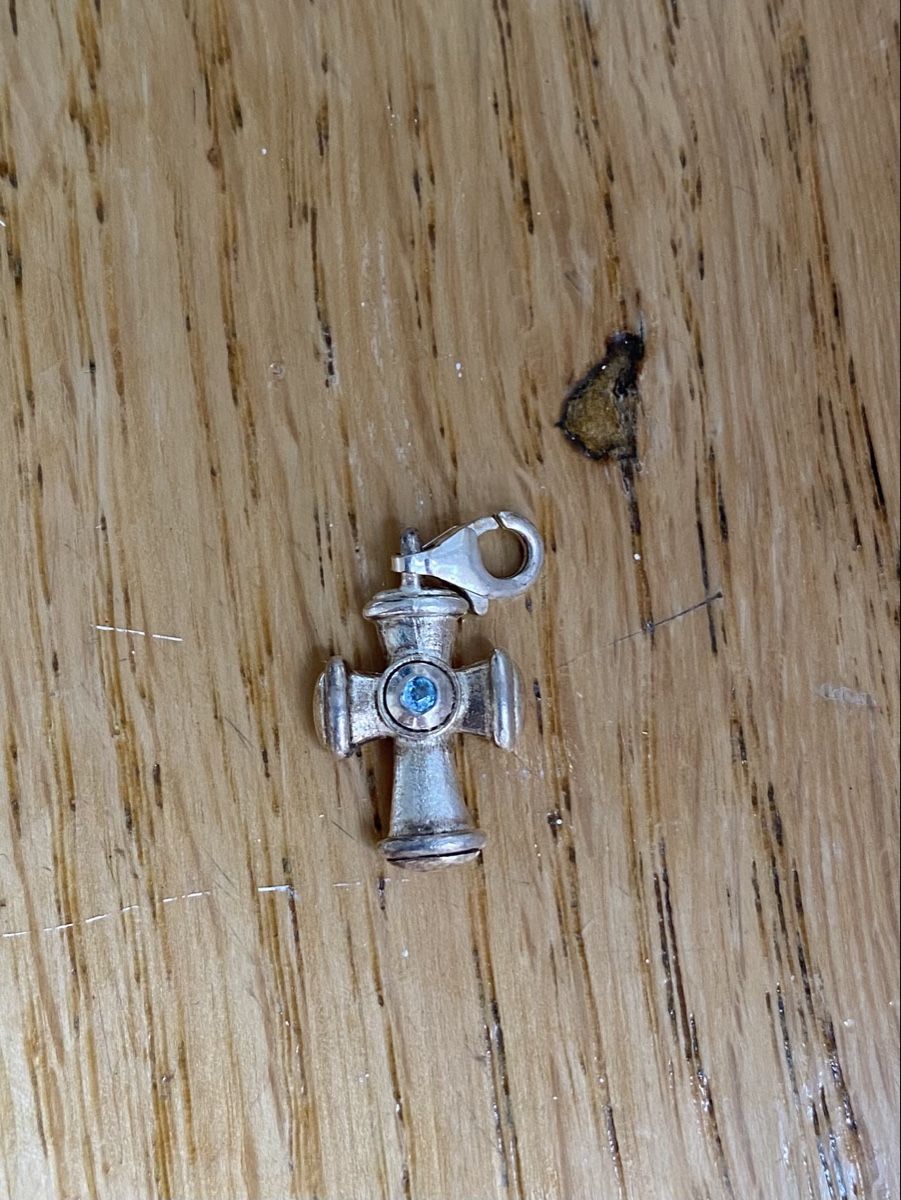 Ciondoli: Silber Charm/Anhänger Kreuz mit Stein – Usato da Bern venduto da Liv_45nl