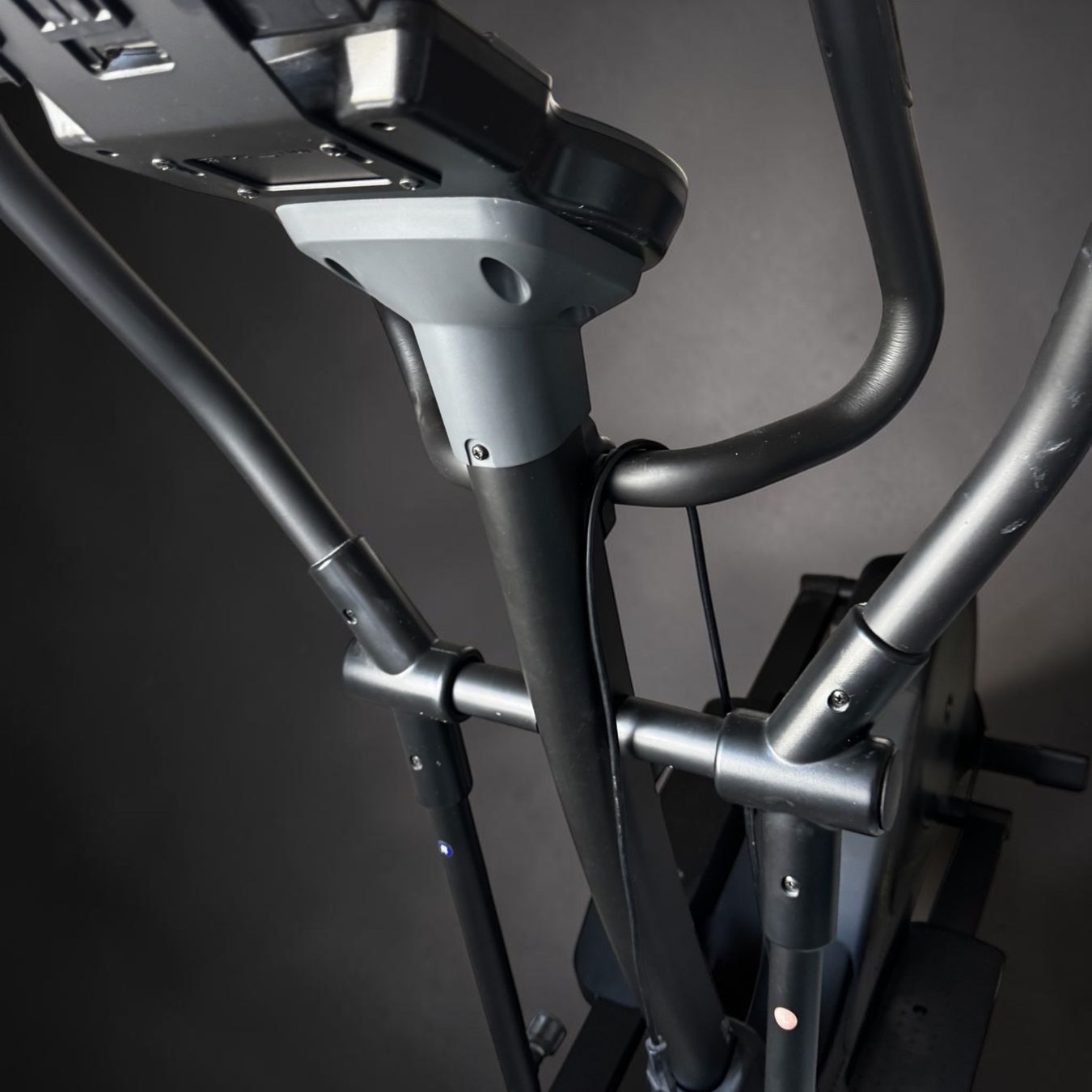 Hometrainer: Crosstrainer Crane schwarz – Gebraucht aus Winterthur von Marcello5503 1