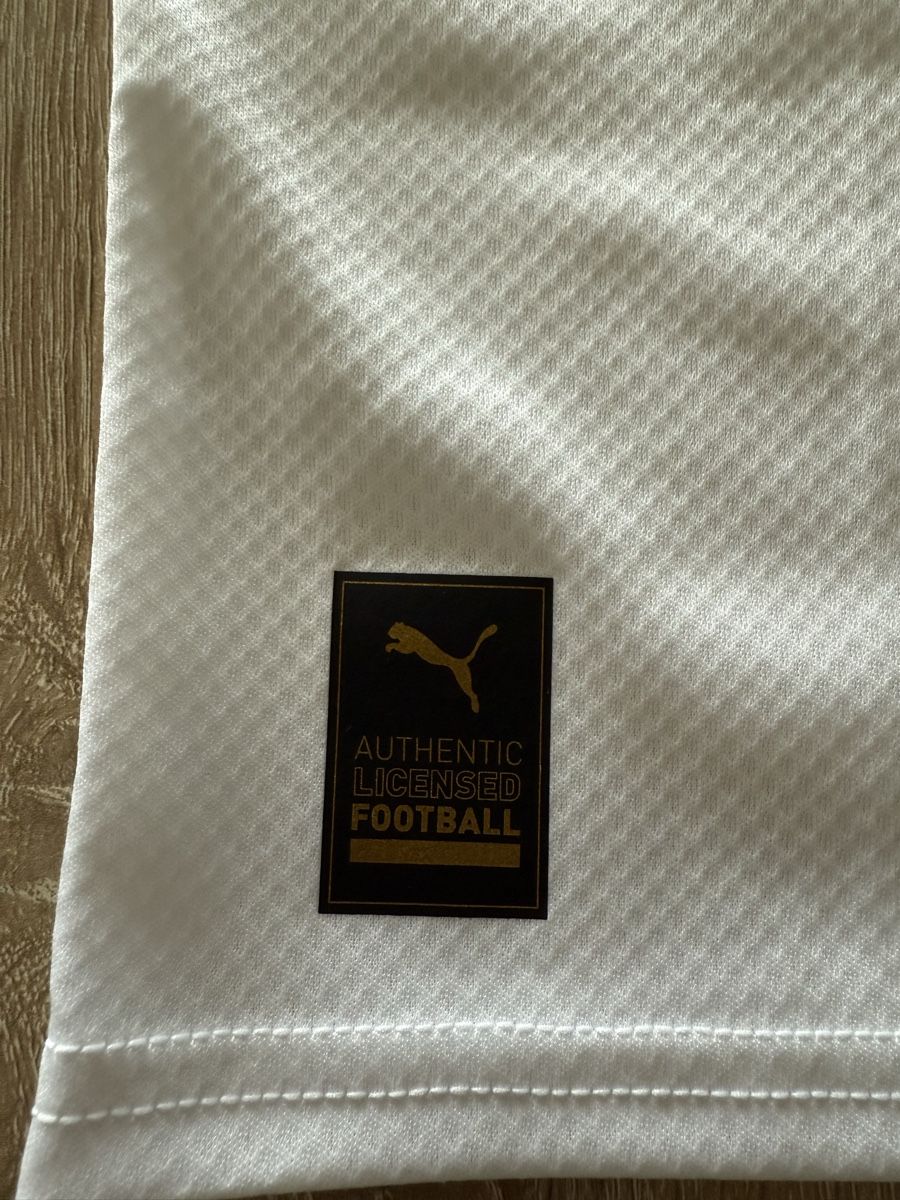 Puma Canottiere & Pantaloni: Fussballtrikot Italien – Nuovo (secondo la descrizione) da Rutschwil (Dägerlen) venduto da koH_34 2