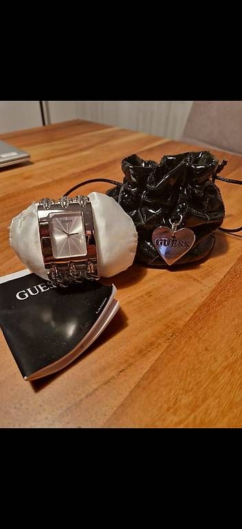 Guess Orologi: Guess Armbanduhr – Usato da Luzern venduto da maji87