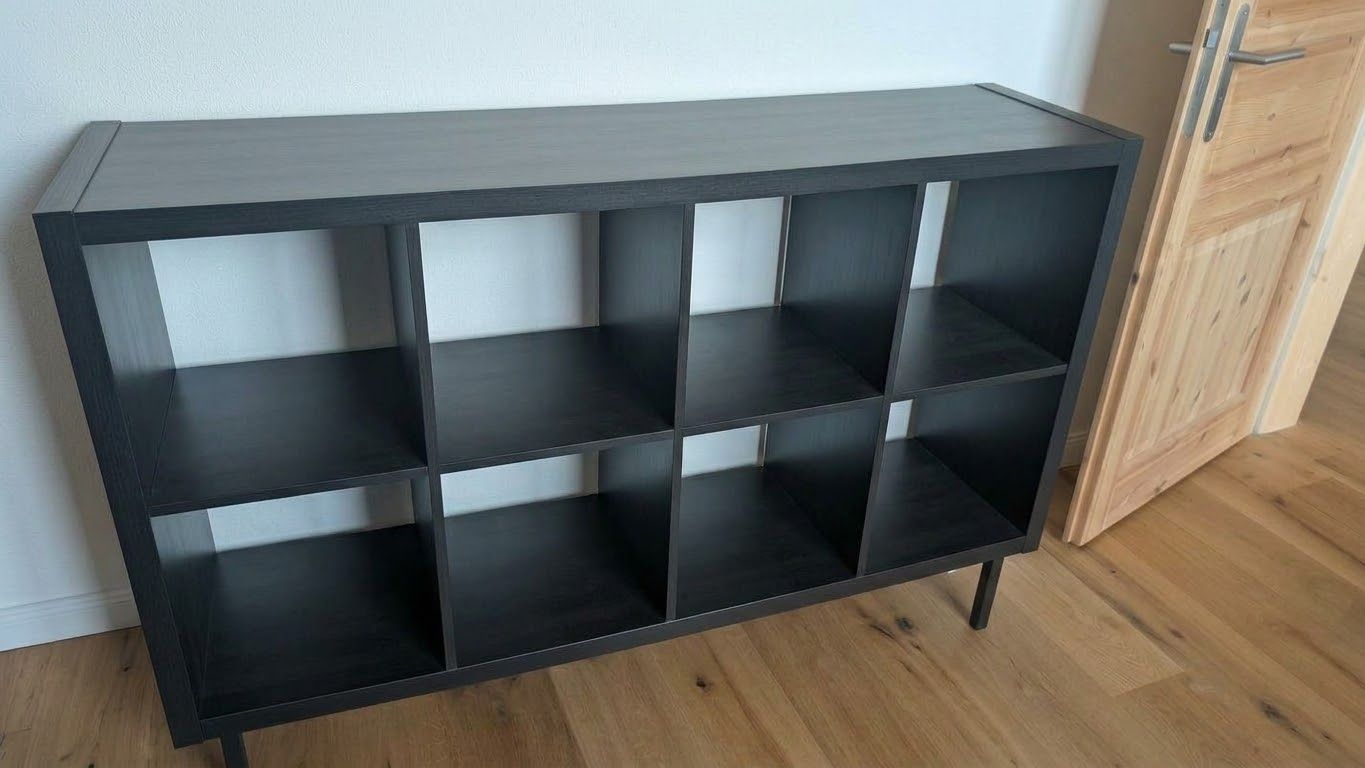 Ikea Cassettiere: IKEA kallax 2x4 mit Gebrauchsspuren. – Usato da Grossdietwil venduto da flo_562x