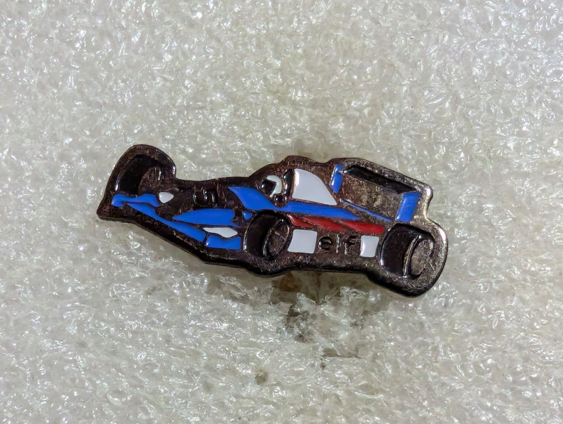 Placchette & Badge: Ansteckpin 194: elf Rennauto – Usato da Oppligen venduto da Pin-Fall-Shop