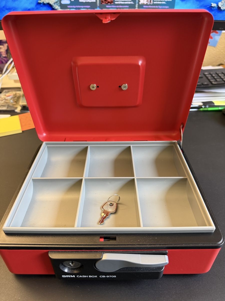 Registratore di cassa: SRM Geldkassette CB-9705 mit Schloss – Usato da Luzern venduto da Philucardo 3