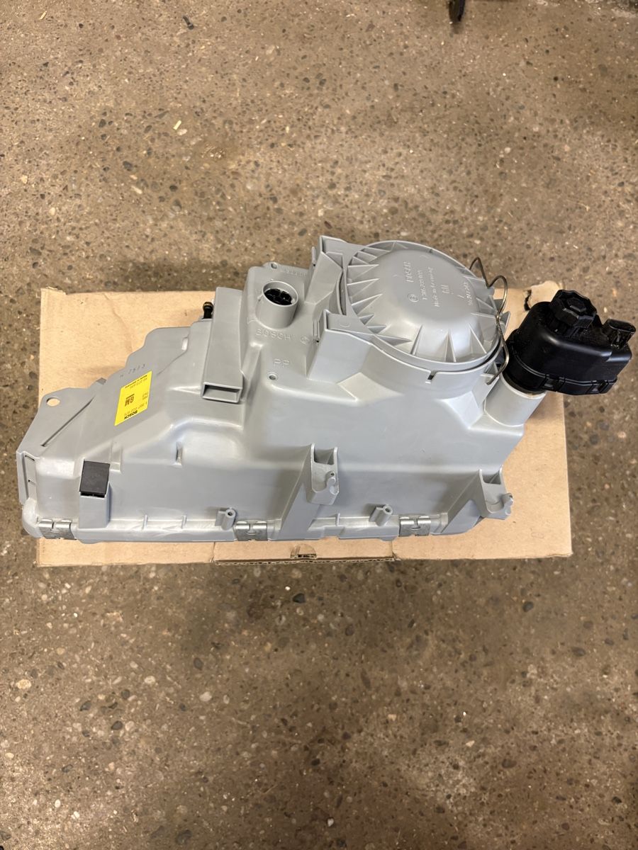 Opel Fari: Opel Omega A Scheinwerfer NEU – Nuovo (secondo la descrizione) da Gossau SG venduto da Sekki0407 1