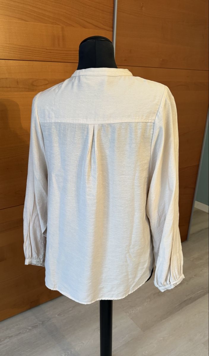 Blusen: Schlichte Bluse in hellbeige / Broadway  Gr. M – Neu (gemäss Beschreibung) aus Morschach von jeanhenrifabre 3