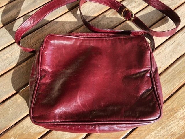 Borse da donna: Handtasche – Usato da Bülach venduto da Berimbau0 1