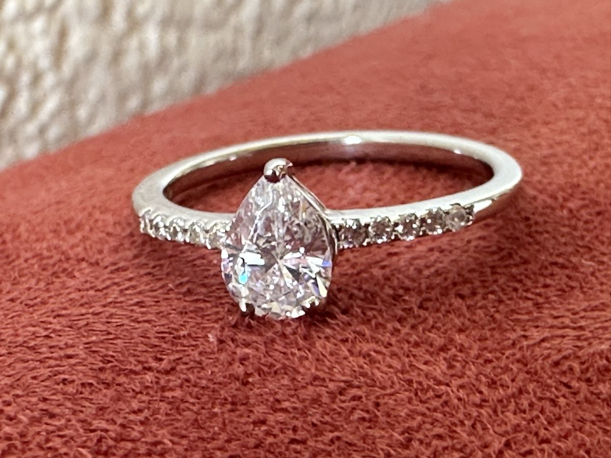 Anelli: 925 Silberring mit Strass – Usato da Herbriggen venduto da Sehrazade