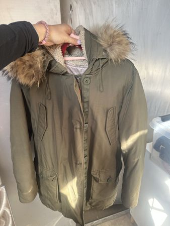 Warme Winterjacke, Grösse L, Top Zustand, Marke Freedomday