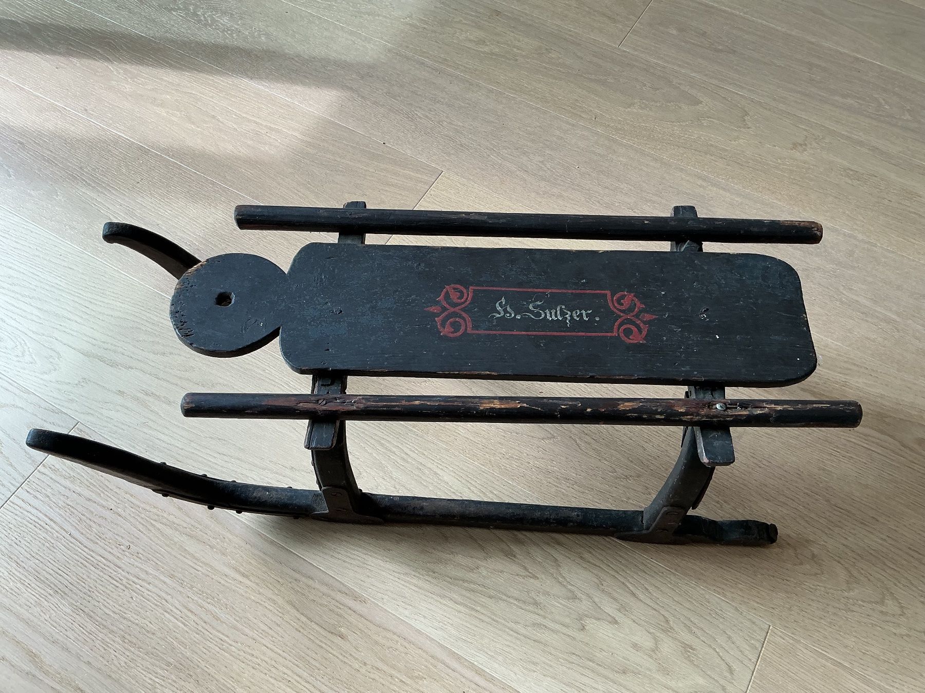 Tutte le decorazioni: Kinderschlitten antik – Usato da Winterthur venduto da Pima9