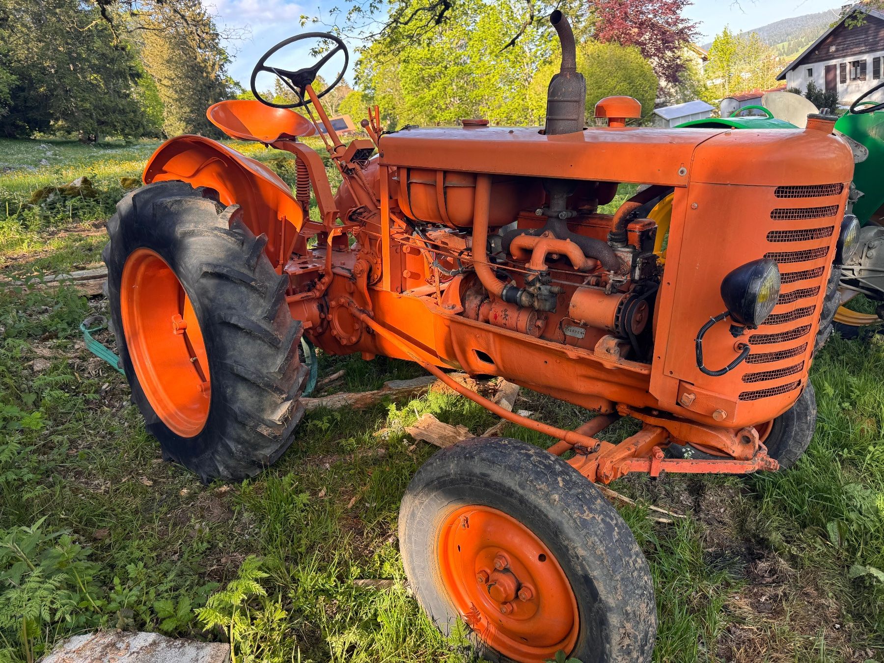 Renault Trattori: Tracteur Renault 3046 – Difettoso da La Brévine venduto da loulou19931012