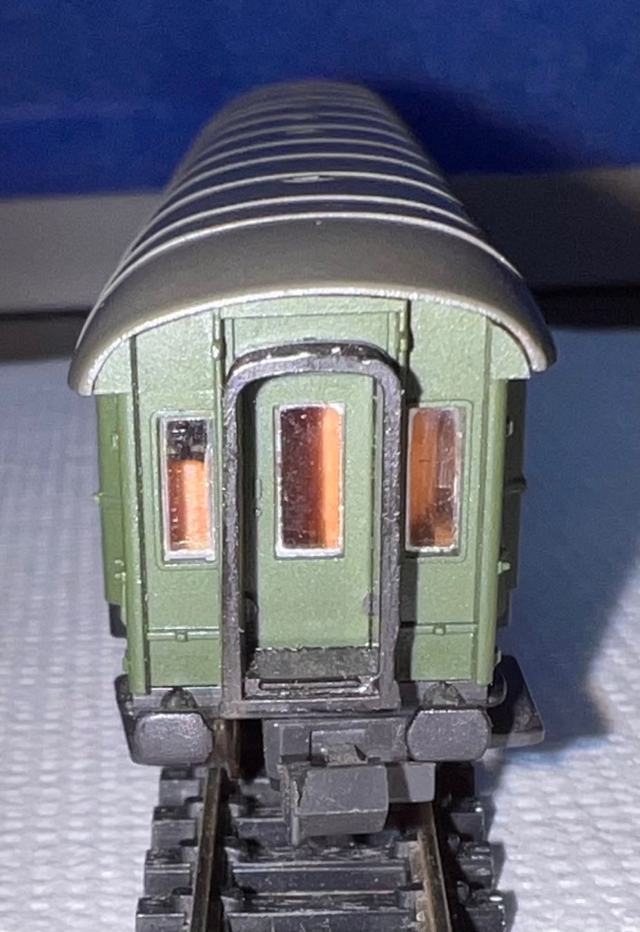 Roco Modellini di ferrovie: Roco - 02275 A, 1. Kl Eilzug mit Gepäckabteil – Usato da Basel venduto da jonnyhaas 3
