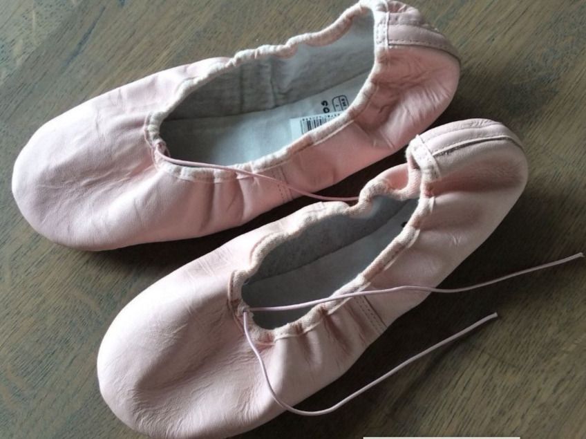 Scarpe da donna: Ballerines Balletschuh 39/40 – Nuovo (secondo la descrizione) da Zürich venduto da laude