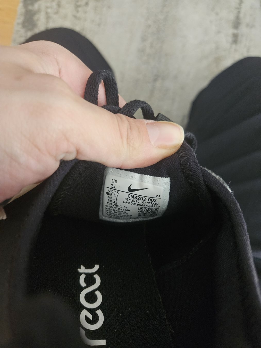 Nike Scarpe da uomo: Nike React Schuhe Gr.43 – Usato da Emmenbrücke venduto da TopGato 4