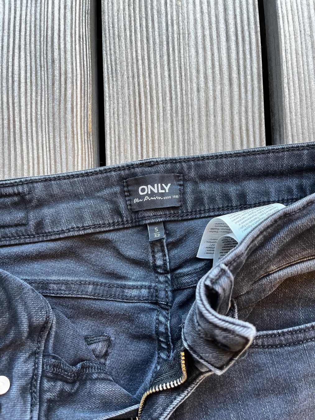 Only Jeans: Damen Jeans ONLY schwarz Grösse S, gebraucht – Usato da Gommiswald venduto da RiLiMa 1