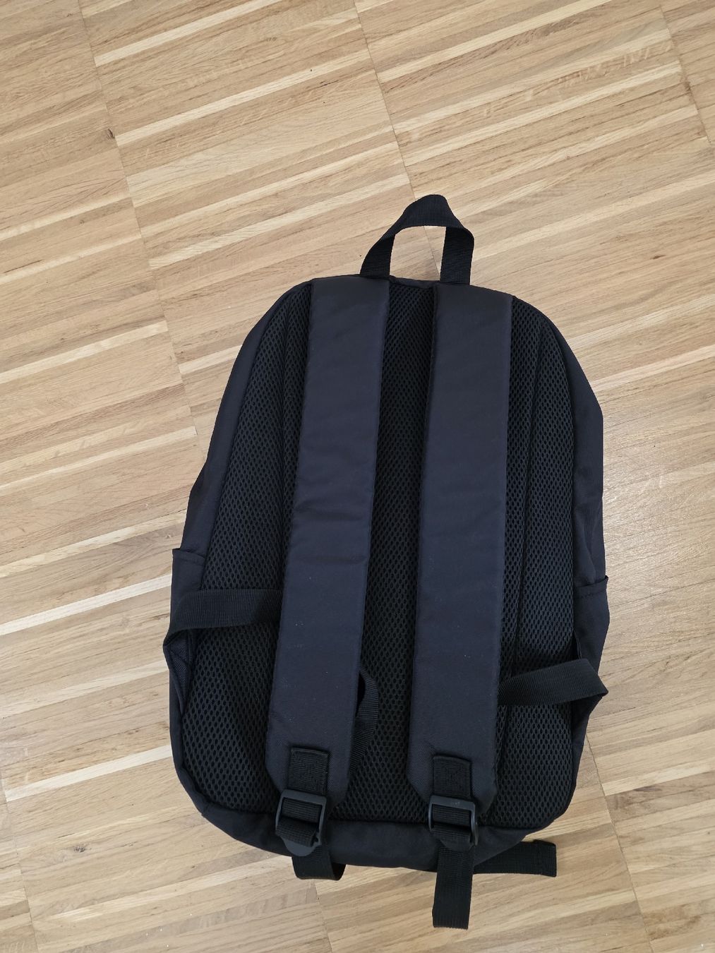Borse & Zaini: Schwarzer Kinderrucksack – Nuovo (secondo la descrizione) da Felben-Wellhausen venduto da Darameo 1