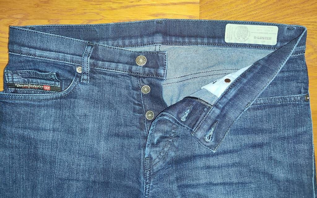 Diesel Jeans: Diesel Jeans – Nuovo (secondo la descrizione) da Sempach venduto da omar013 2