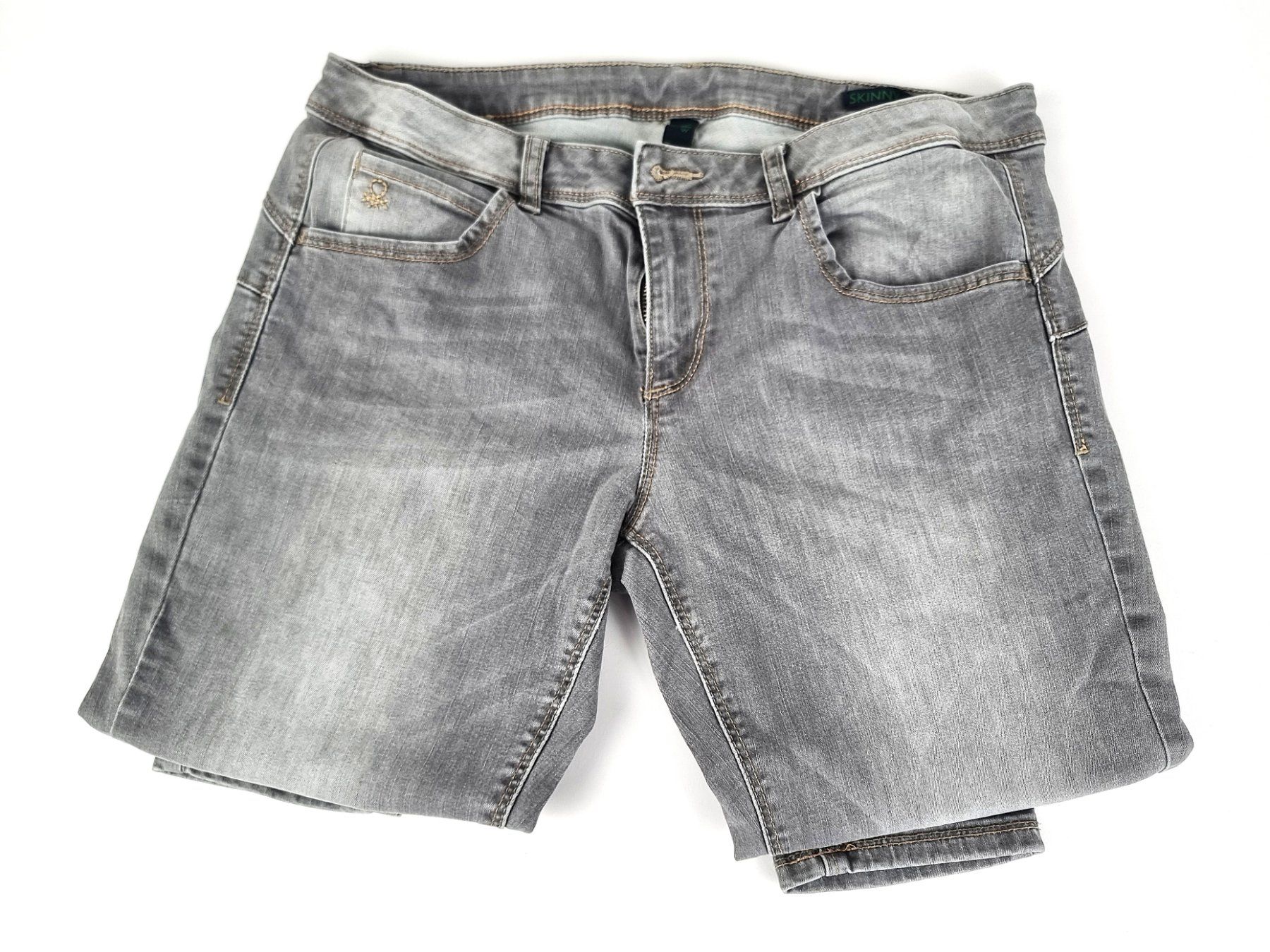 Benetton Jeans: Frauenjeans Gr. 32 – Usato da Urtenen-Schönbühl venduto da Restwert_Schoenbuehl 2