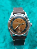 Vintage REVUE SPORT Royal Handaufzug Herrenuhr aus 1940-gern