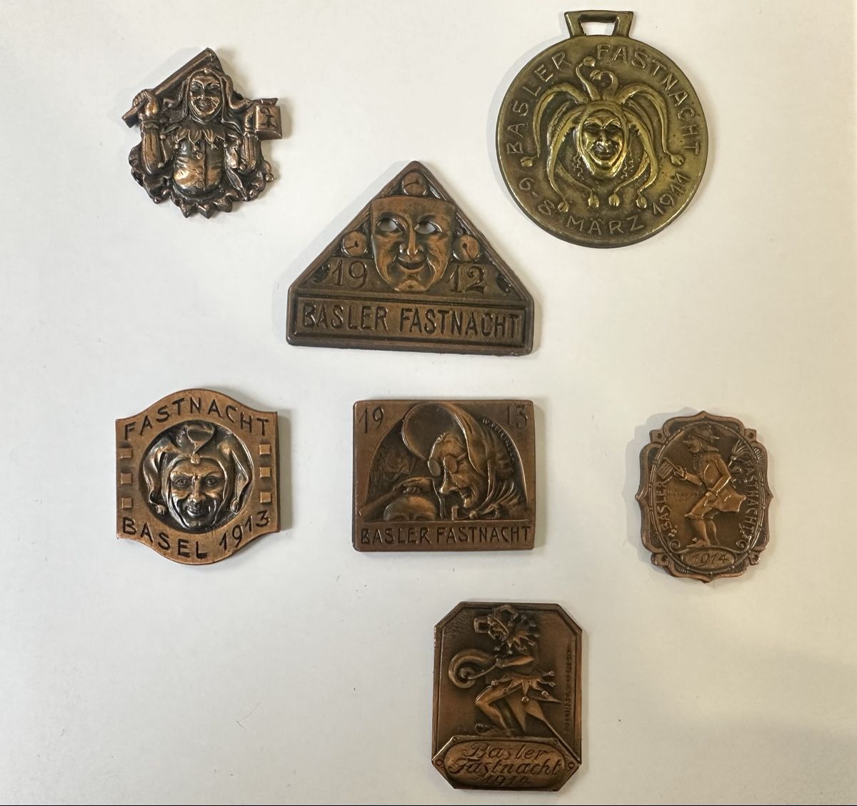 Basler Placchette & Badge: Fasnacht Basel Sammlung 1911 bis 1914 – Usato da Basel venduto da fasnachtsoutlet1965
