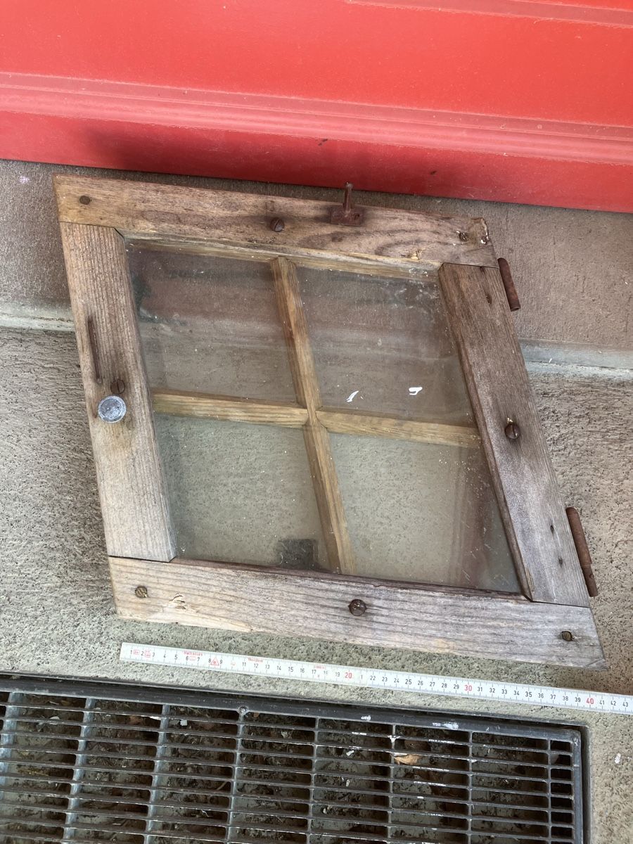 Finestre: Deko, Holzfenster klein mit Vorfenster ??? Schrägfenster – Usato da Neftenbach venduto da 889095 1