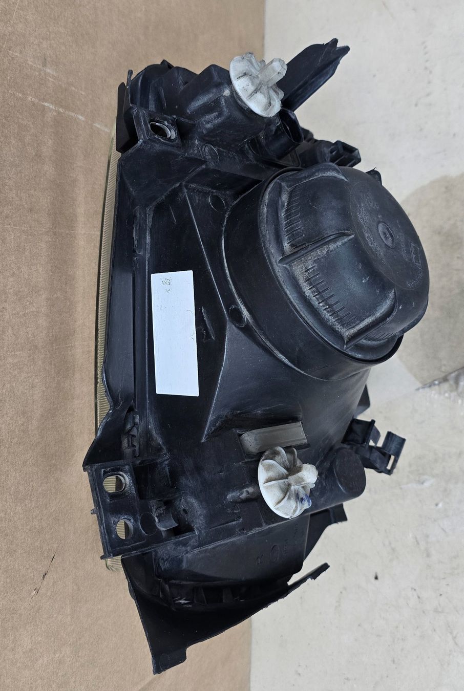 Volkswagen Tutti pezzi di ricambio auto: VW T4 Frontscheinwerfer rechts lange Front Valeo 7D1941010 – Usato da Schaffhausen venduto da Parg86 7