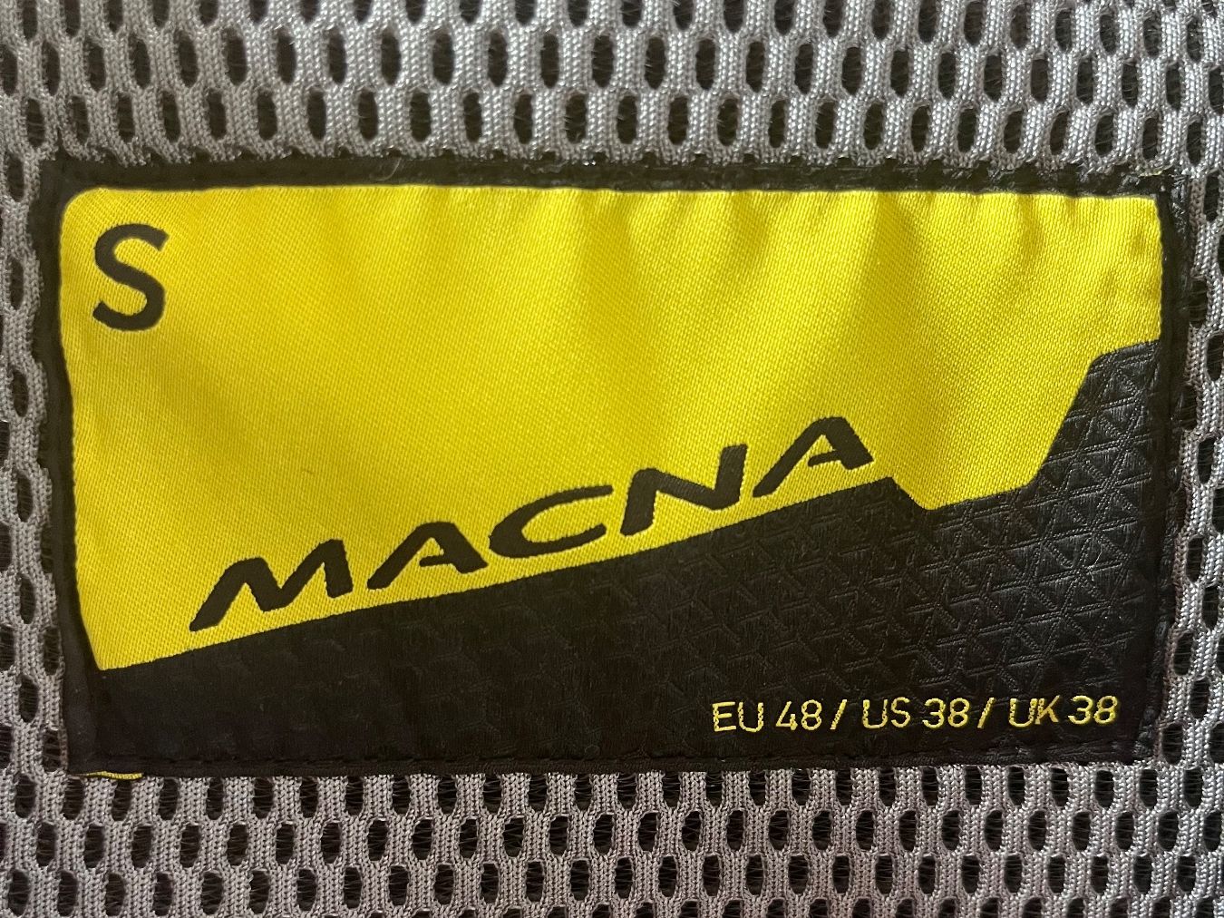 Completi: Macna Voltage Lederkombi 2-teilig – Nuovo (secondo la descrizione) da Unterwasser venduto da si_fo 2