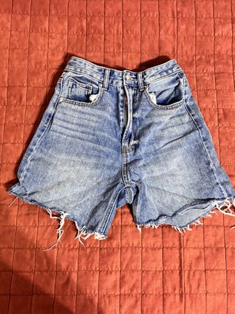 Short en jean Vilet, taille 34